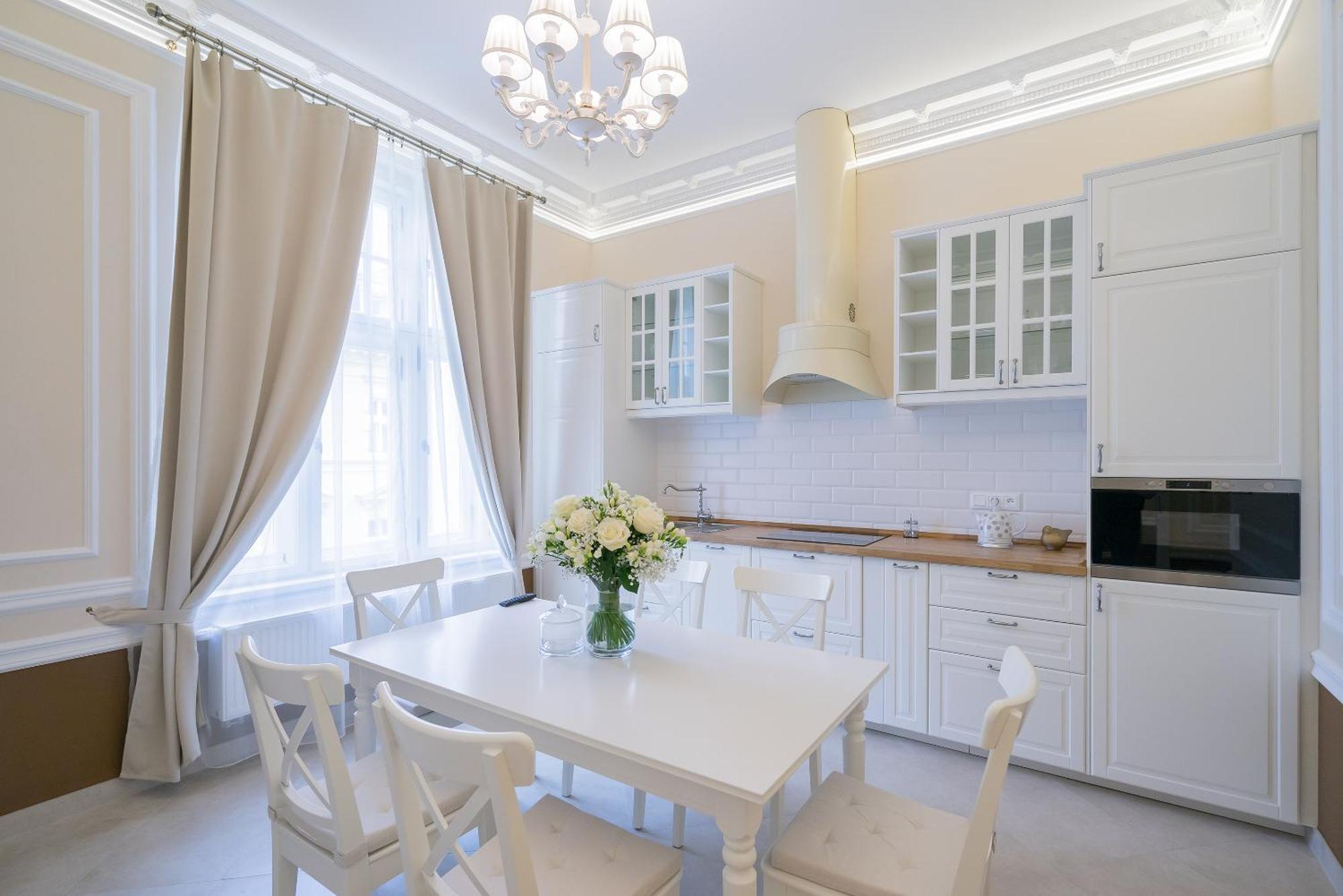 Revelton Suites Karlovy Vary Exterior foto