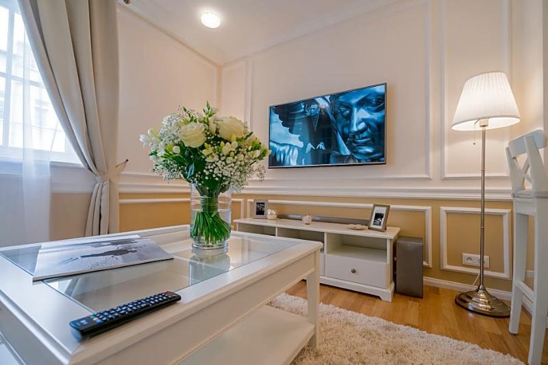 Revelton Suites Karlovy Vary Exterior foto